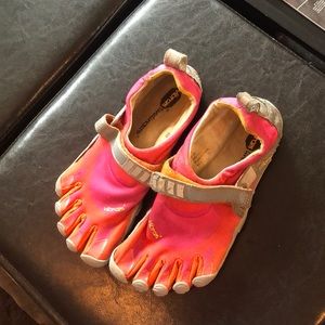 Florencent pink VIBRAMS